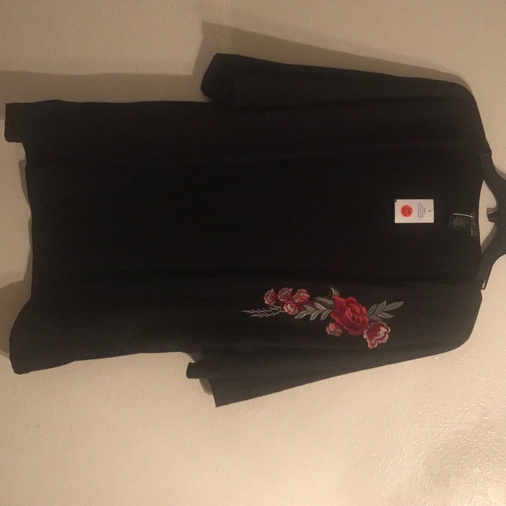 Black short sleeve cardigan